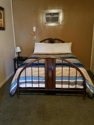 Canton Motel - photo 12