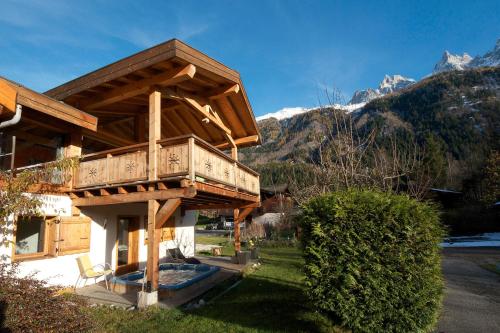 Chalet Minouche — 4-Star Luxury Hotel in Chamonix-Mont-Blanc, France