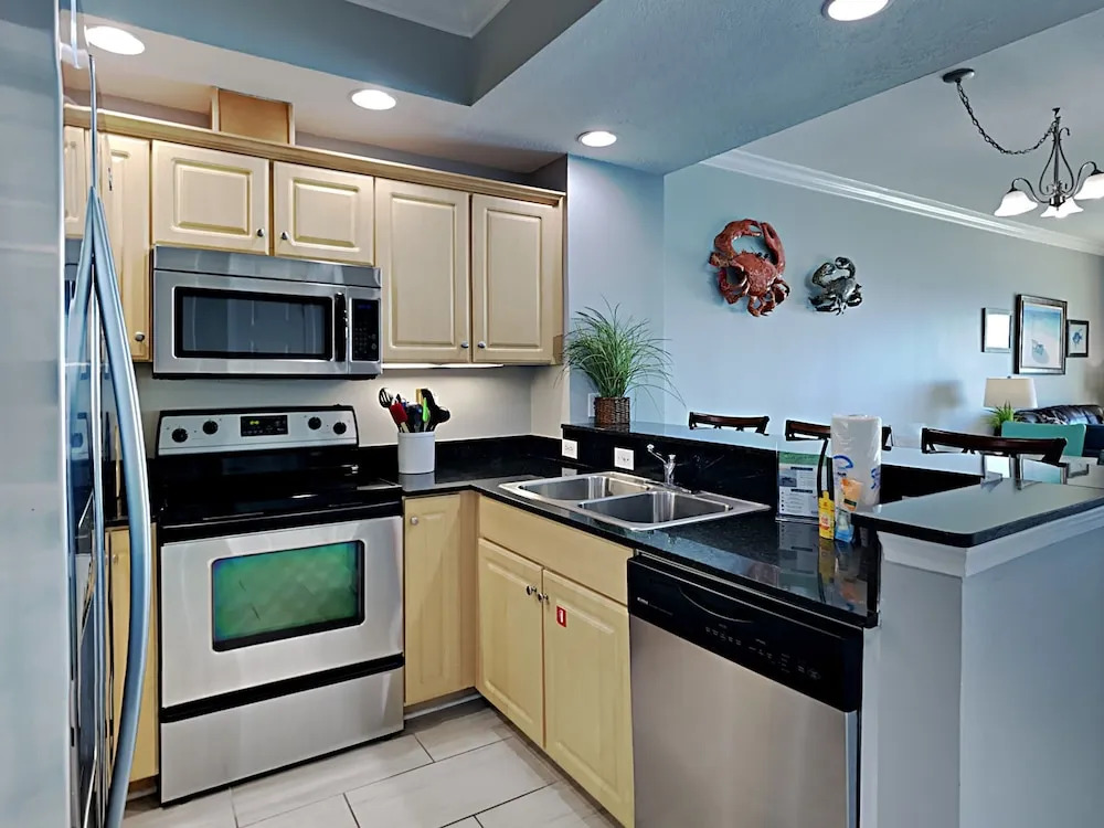 Crystal Shores #1302 - photo 21