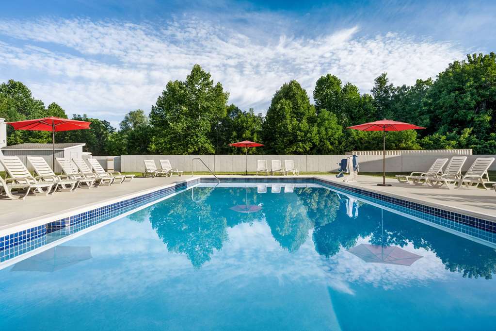 Ramada by Wyndham Allentown Bethlehem - photo 7