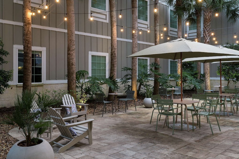 Hampton Inn New Smyrna Beach - photo 45