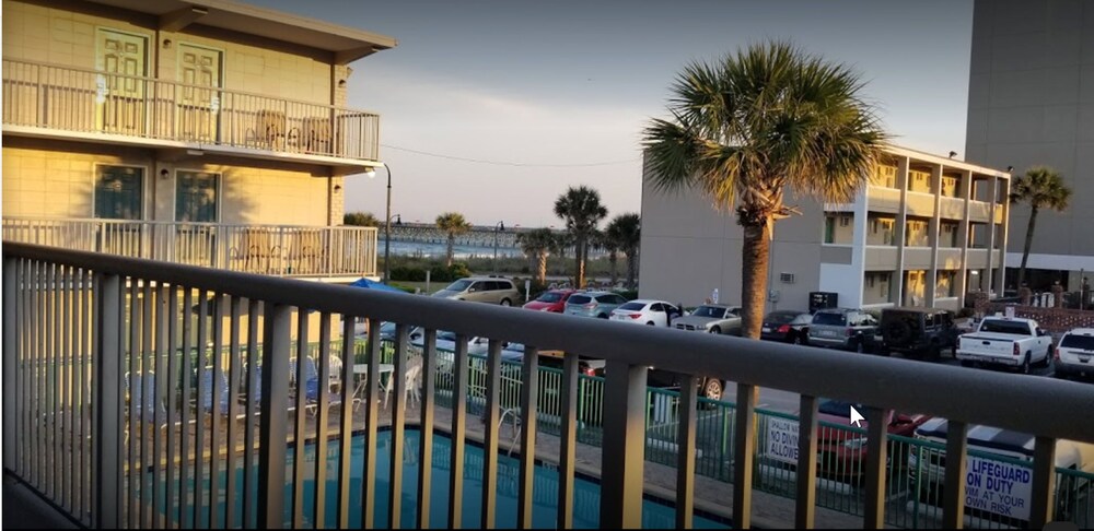 Admiral Motor Inn - photo 25