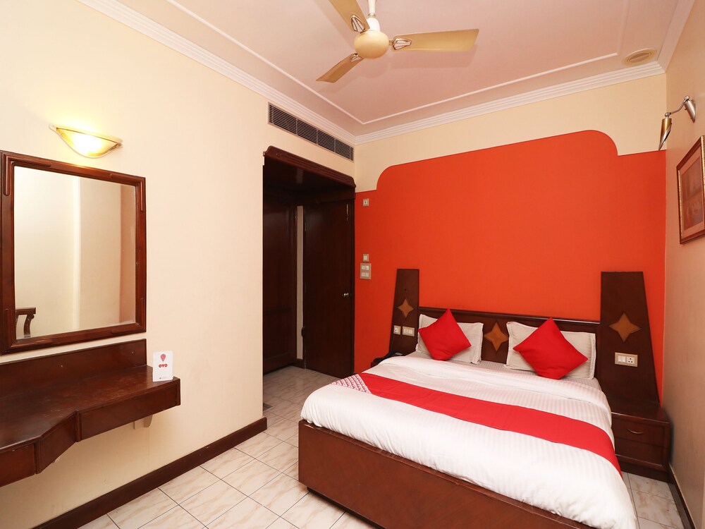 OYO 23171 Hotel Metro Regency in Meerut, India