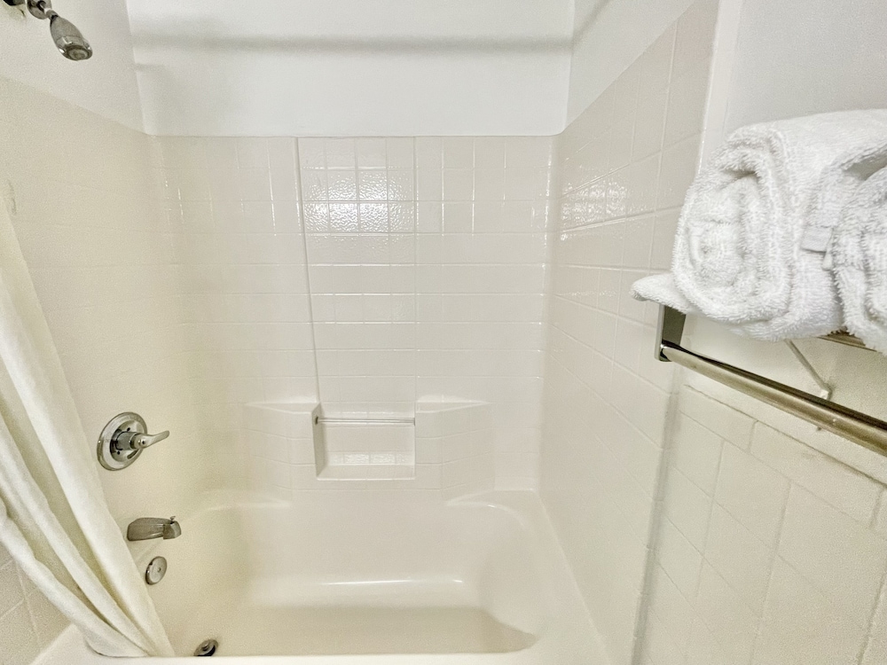 FairBridge Inn & Suites Cleburne - photo 31