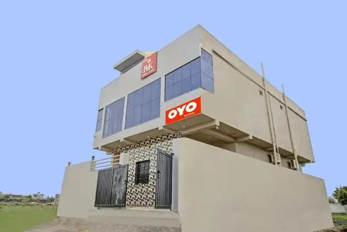 Hotel O By Oyo R K Guest House in Nagpur, India