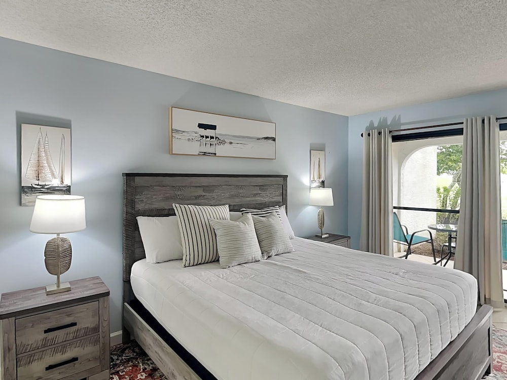 Edgewater Beach & Golf Resort II by Resort Collection - photo 38