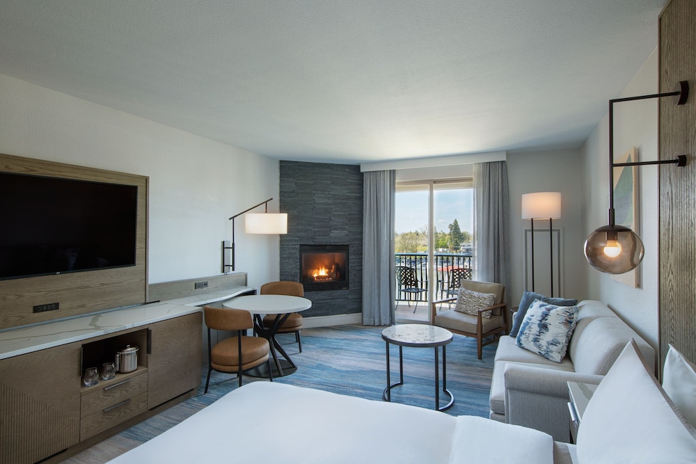 The Westin Sacramento Riverfront Hotel & Spa - photo 20