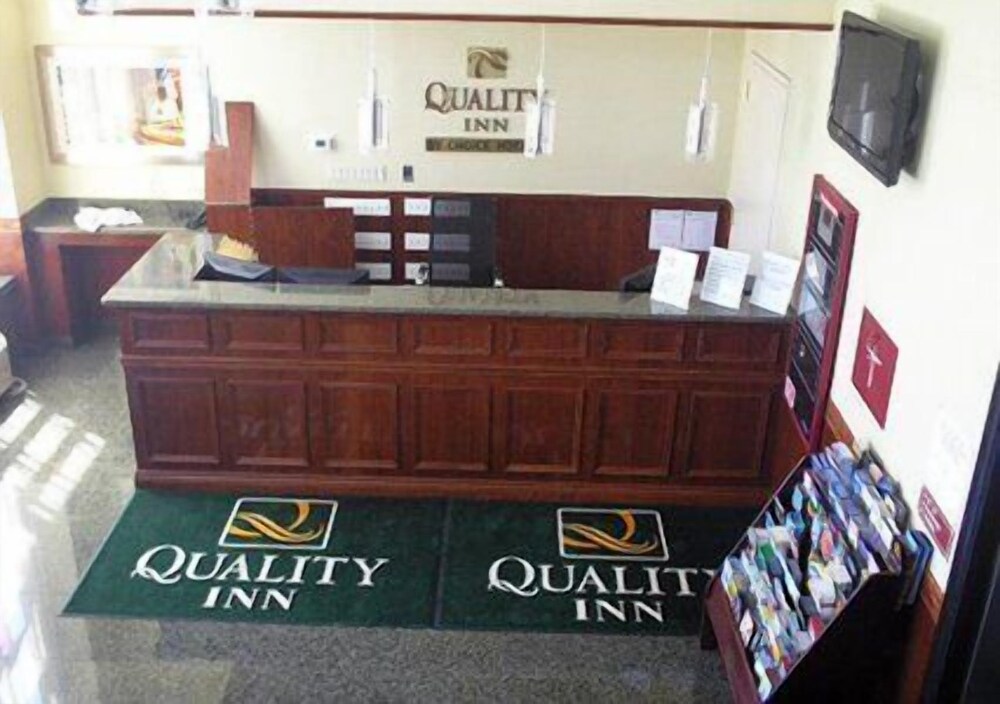 Quality Inn Woodside - photo 8