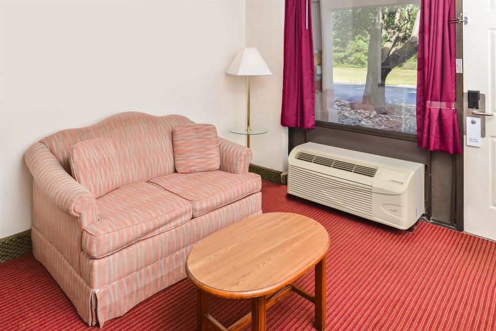 Americas Best Value Inn Williamsburg Lightfoot Area - photo 28