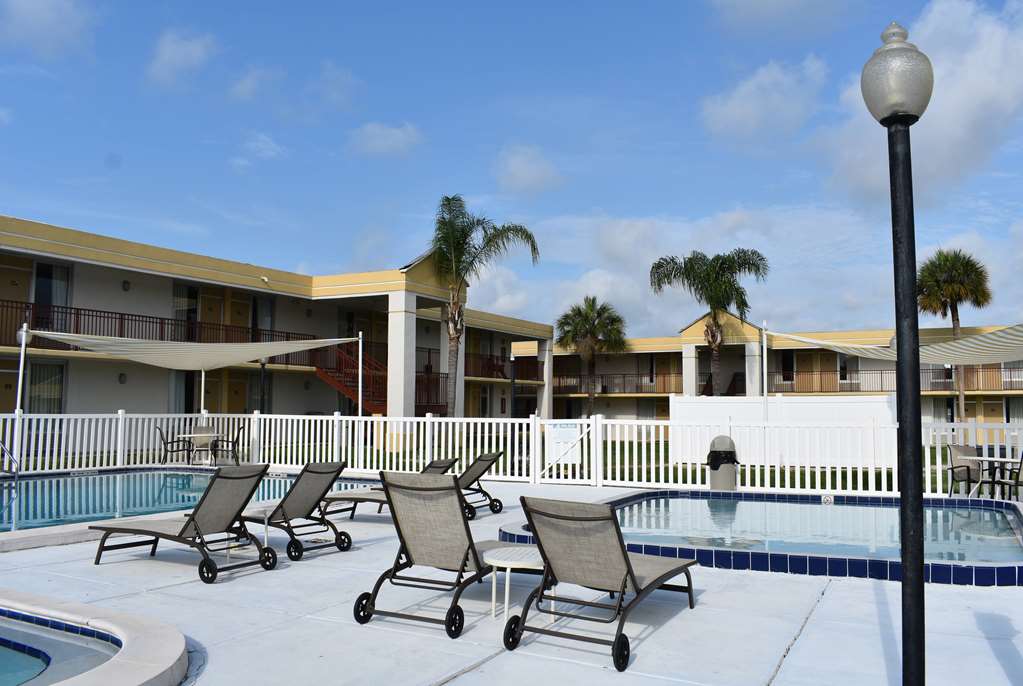 Super 8 by Wyndham Ocala I 75 - photo 18
