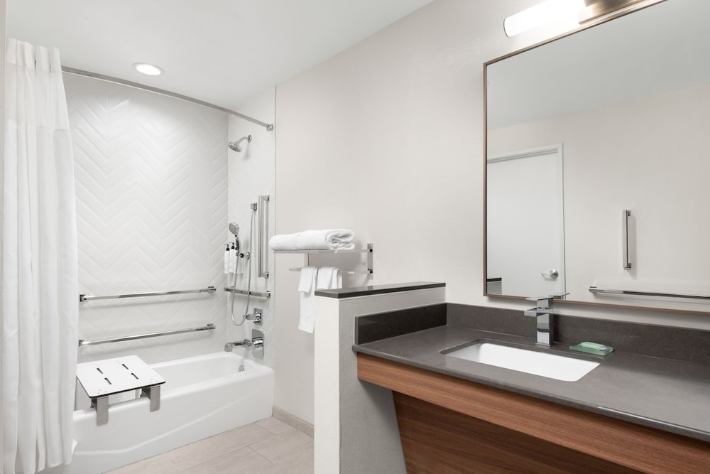 Fairfield by Marriott Inn & Suites Victorville - photo 17