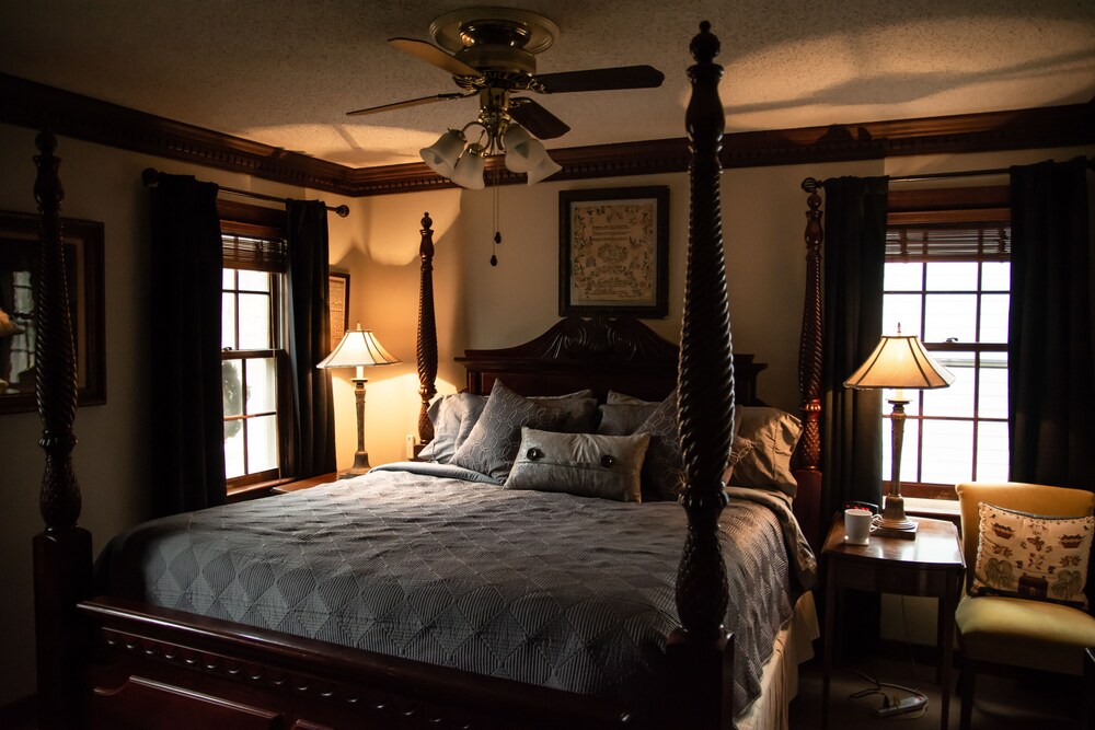 Williamsburg Sampler B & B - photo 8