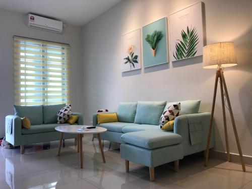 75 Cozy Home Homestay Kluang — 4-Star Luxury Hotel in Kluang, Malaysia