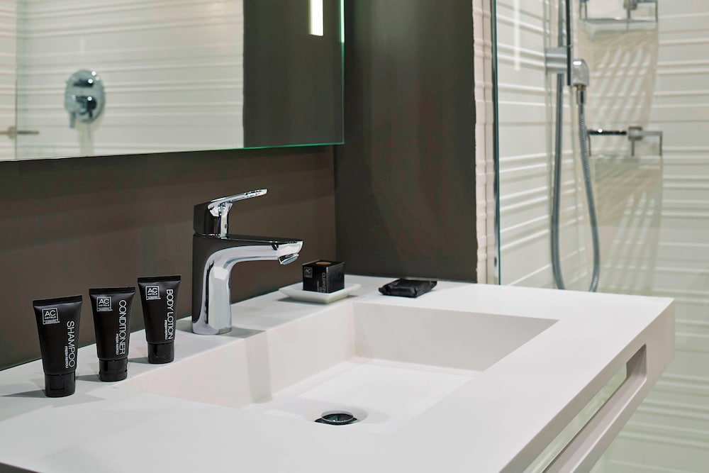 AC Hotel by Marriott Miami Beach - photo 26