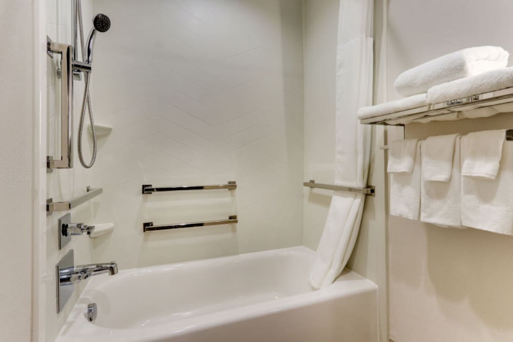 Fairfield Inn & Suites by Marriott Dalton - photo 14
