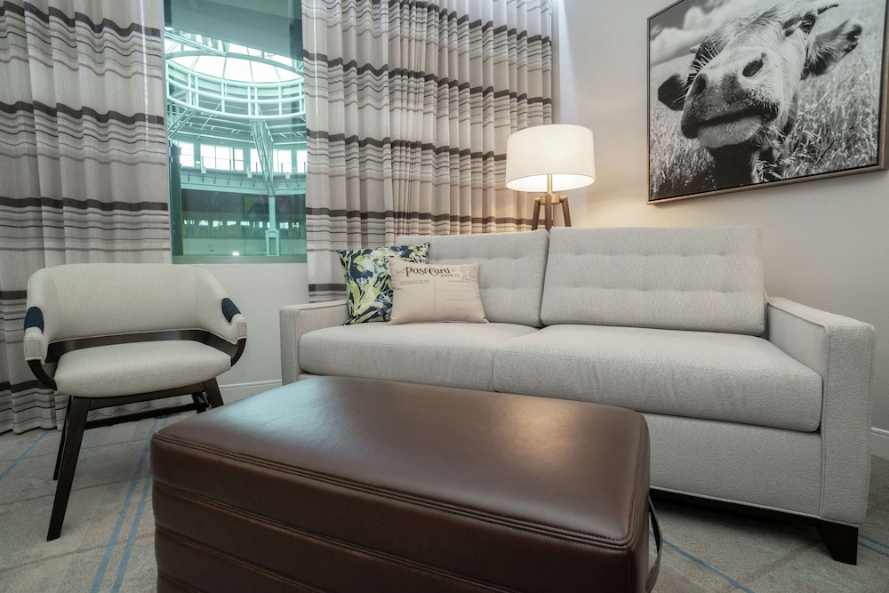 Hilton Austin Airport - photo 26