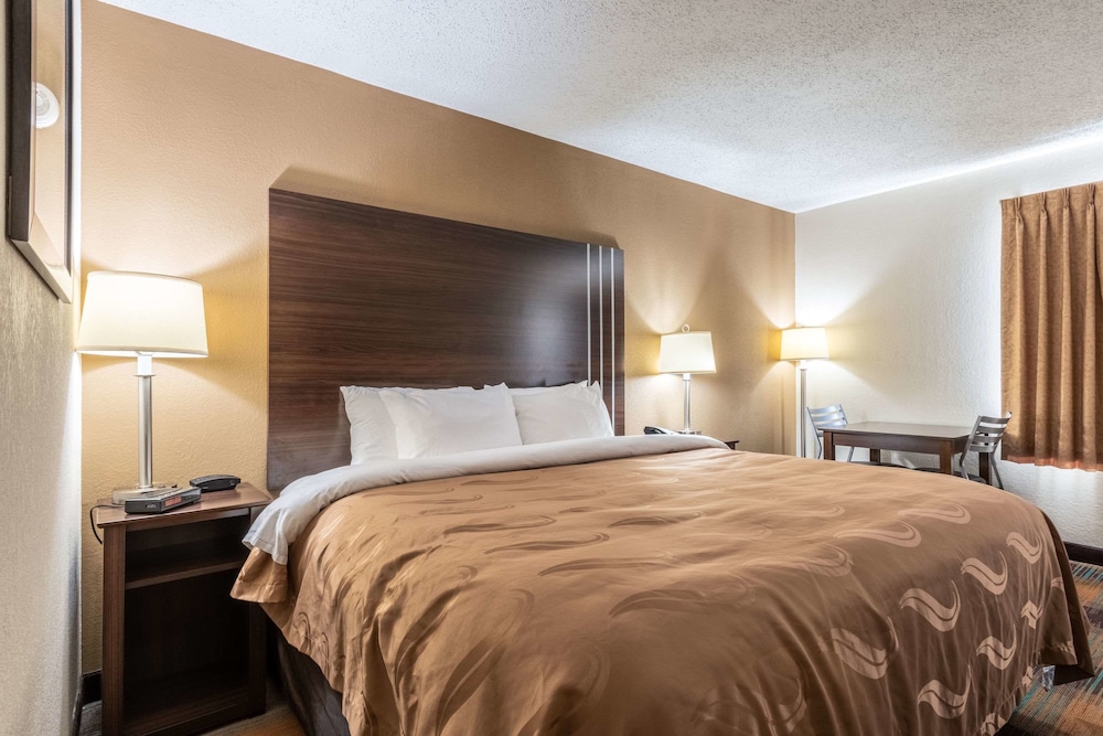 Quality Inn Bloomsburg - photo 13