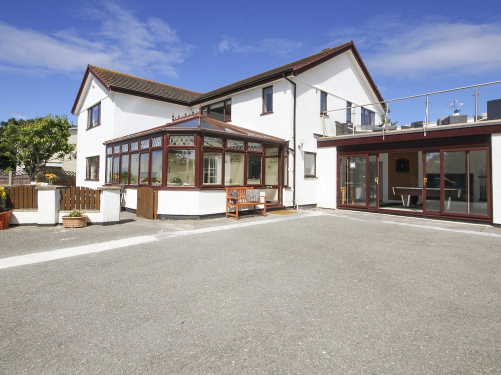 The Gables — hotel in Holyhead