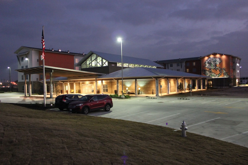 Homewood Suites by Hilton TechRidge Parmer @ I 35 - photo 46