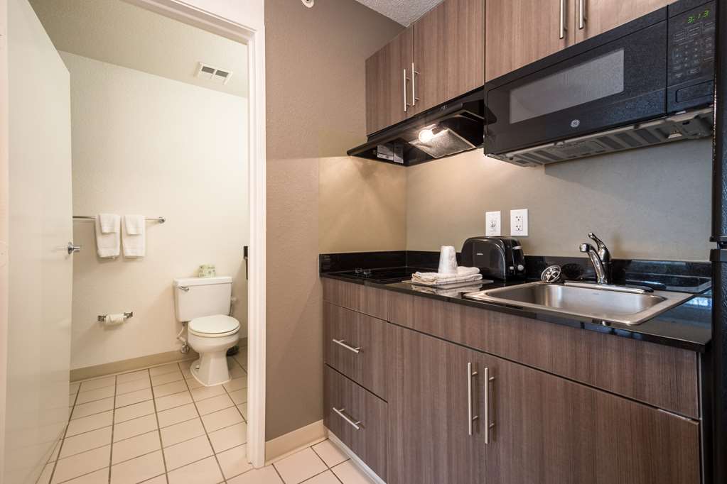 Studio 6 Extended Stay Roswell GA Atlanta - photo 18