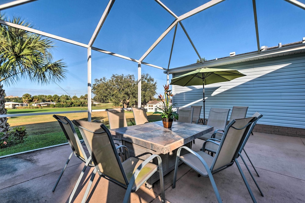 Lovely Lady Lake Home with Resort Amenities and Lanai - photo 20