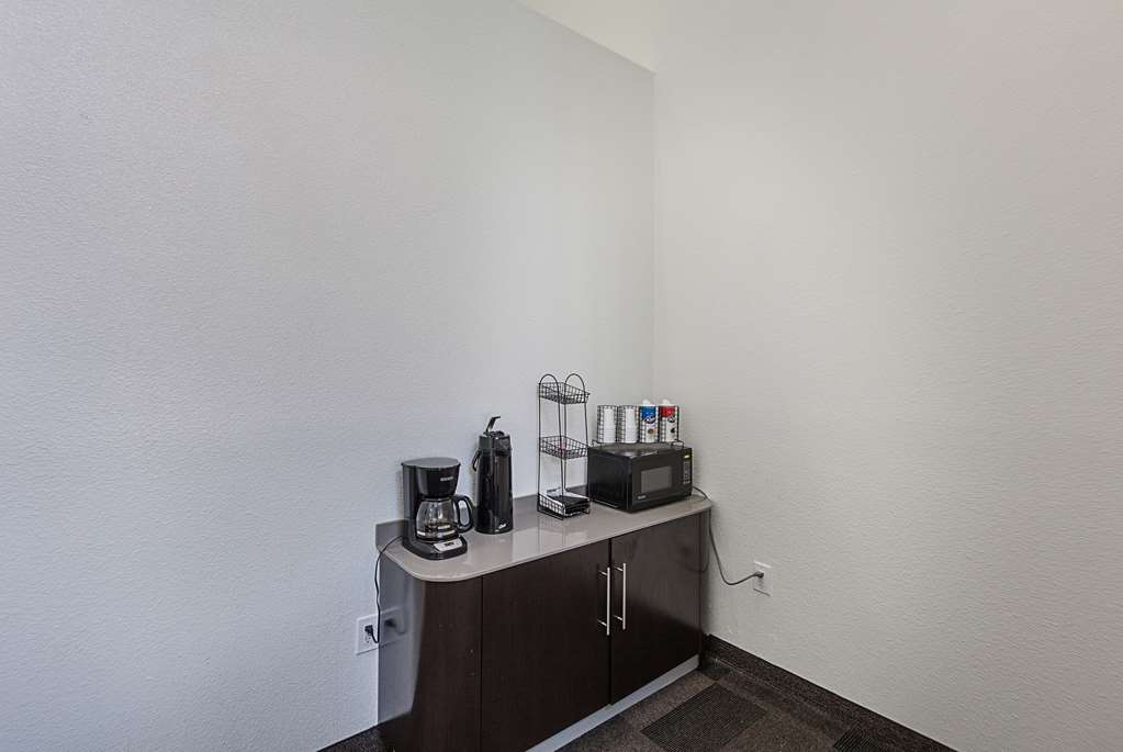Motel 6 Bedford TX Fort Worth - photo 23