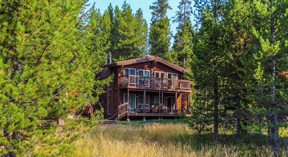 Timbers at Island Park Village Resort — hotel in Island Park