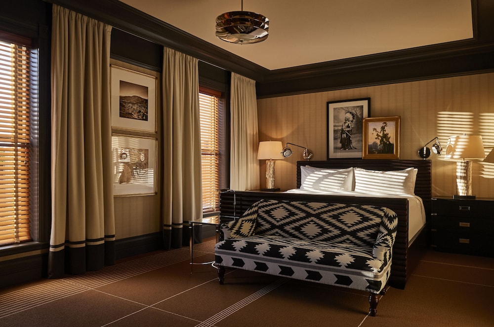 Hotel Jerome Auberge Collection - photo 4