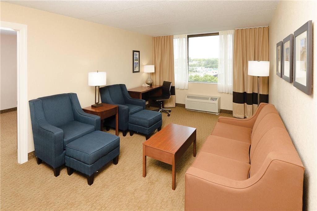 Comfort Inn & Suites Event Center - photo 7