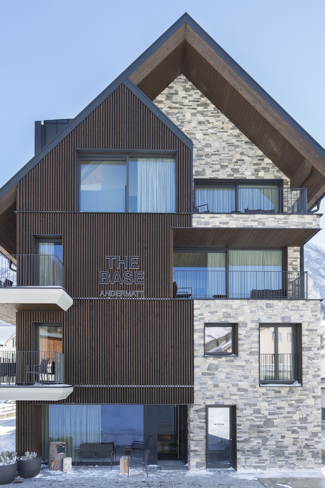 The Base Andermatt — 4-Star Luxury Hotel in Andermatt, Switzerland