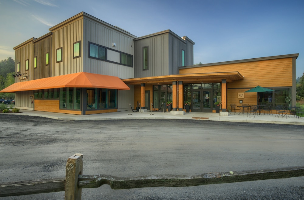 Sun & Ski Inn And Suites - photo 102