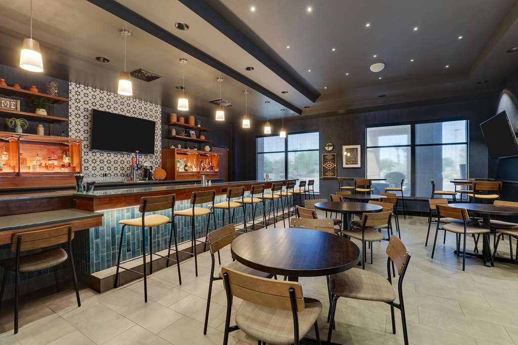 Drury Inn & Suites Phoenix Chandler Fashion Center - photo 16