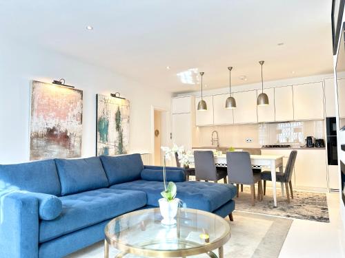 Stylish Apartment with BBQ Kensington — 4-Star Luxury Hotel in London, United Kingdom