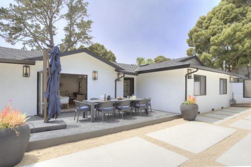 3944 Seaside Bash home — Carmel — photo 2