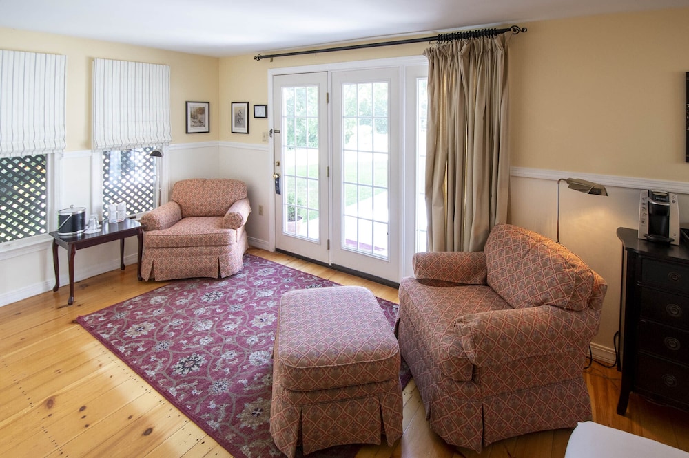 Swift House Inn - photo 46