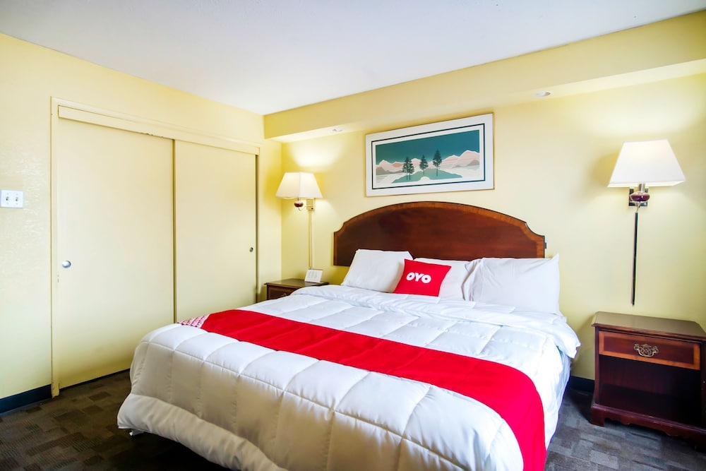 OYO Hotel Hutchinson West 4th Ave - photo 31