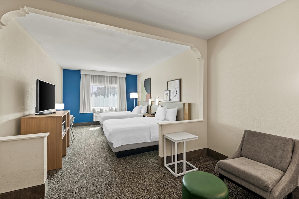 Spark by Hilton Round Rock - photo 16