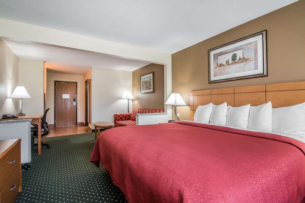 Quality Inn Coralville Iowa River Landing - photo 20