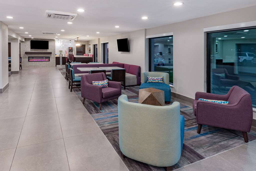 La Quinta Inn & Suites by Wyndham Houston Southwest - photo 3