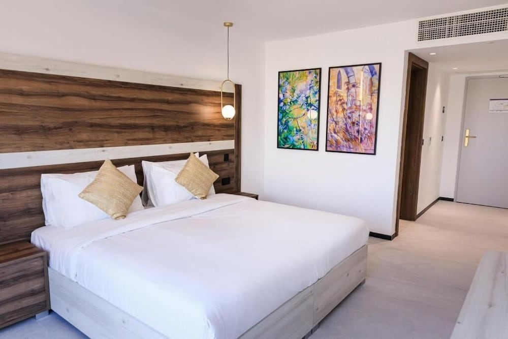 CA Sand Dune Hotel — Birzebbuga — photo 2