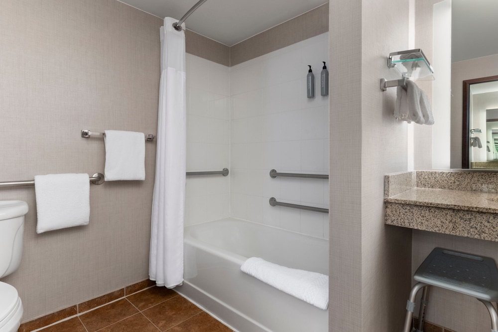 Residence Inn by Marriott Neptune at Gateway Center - photo 11