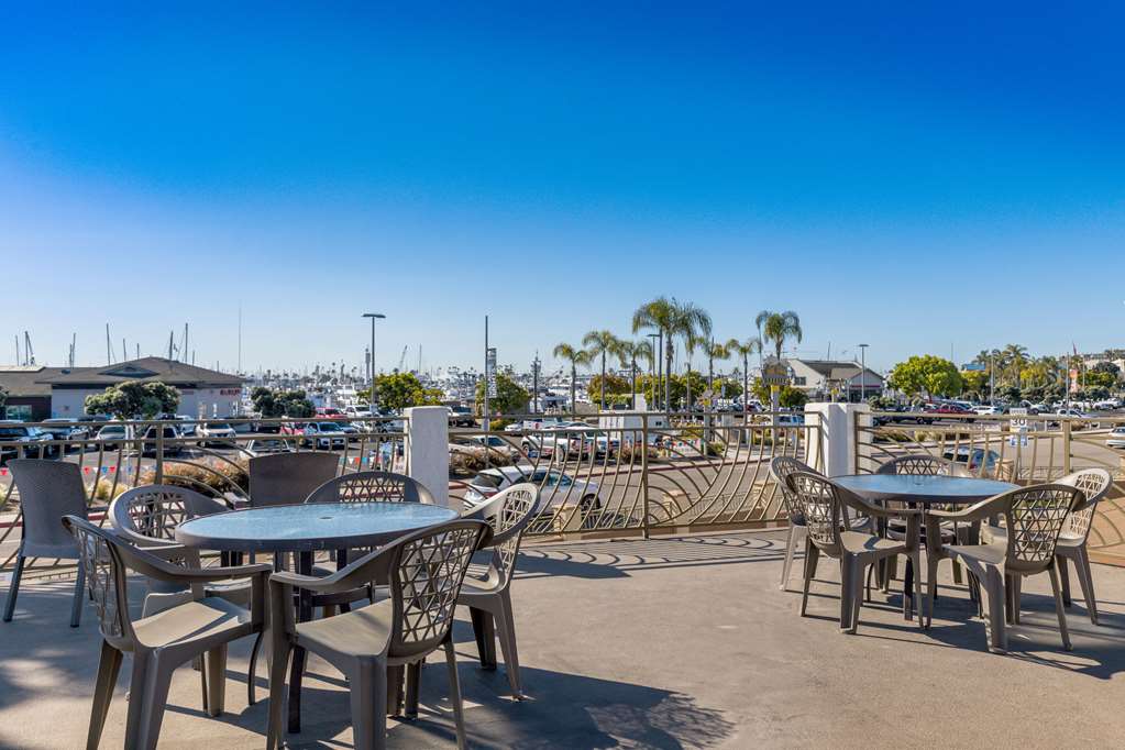 Comfort Inn San Diego Airport At The Harbor - photo 17