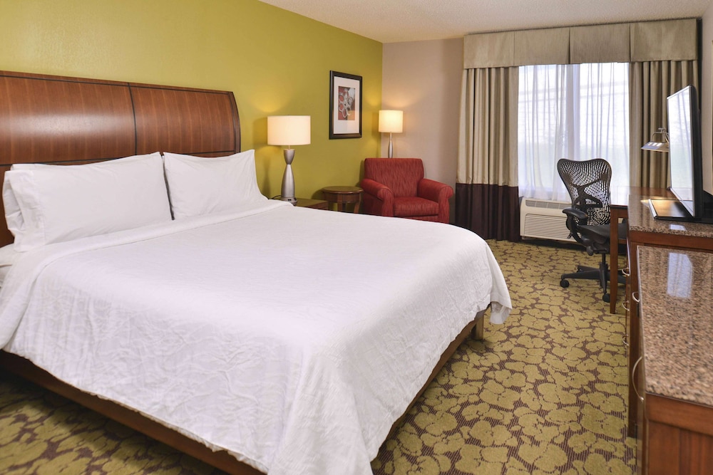 Hilton Garden Inn Indianapolis Carmel - photo 17