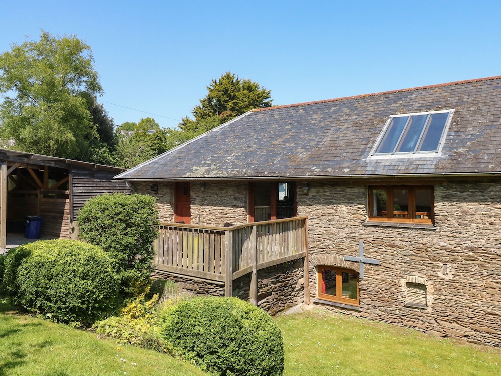 Cowslip Barn - carbon neutral hotel in Totnes