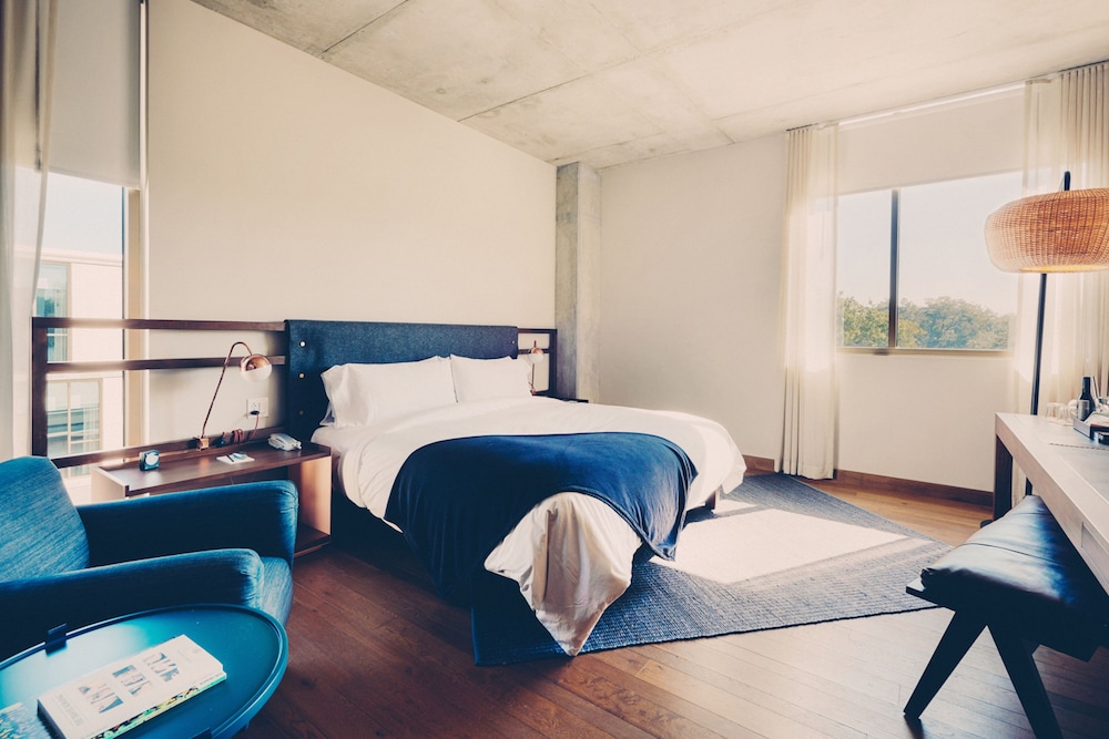 South Congress Hotel - photo 8