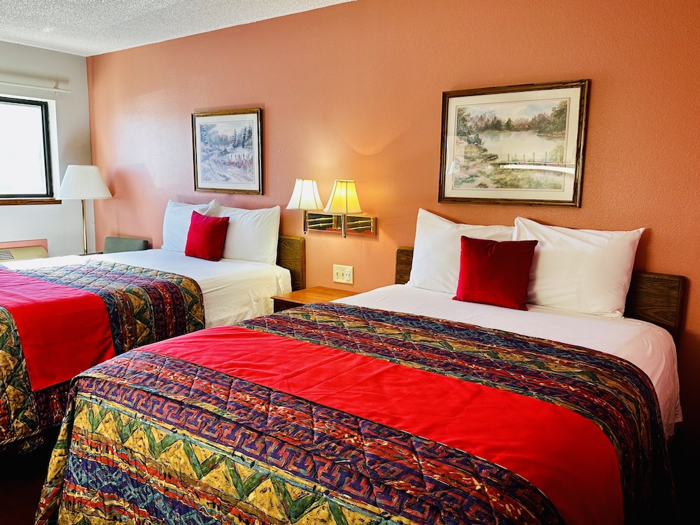 American Inn Ozark - photo 9