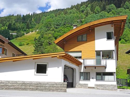 Apartment Höferau by Interhome — 4-Star Luxury Hotel in Kappl, Austria