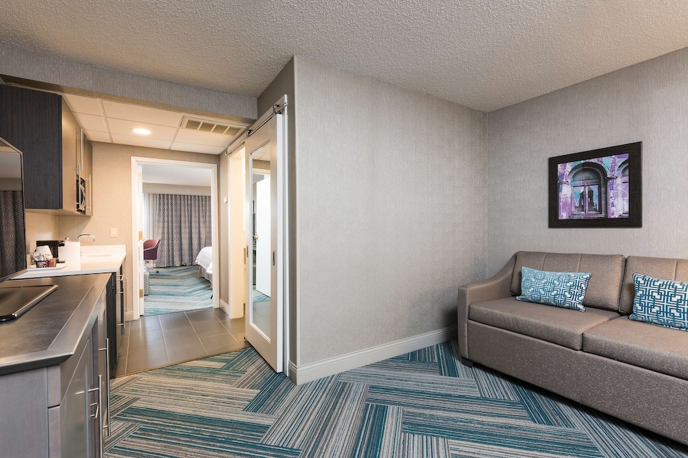 Hampton Inn Midland - photo 20