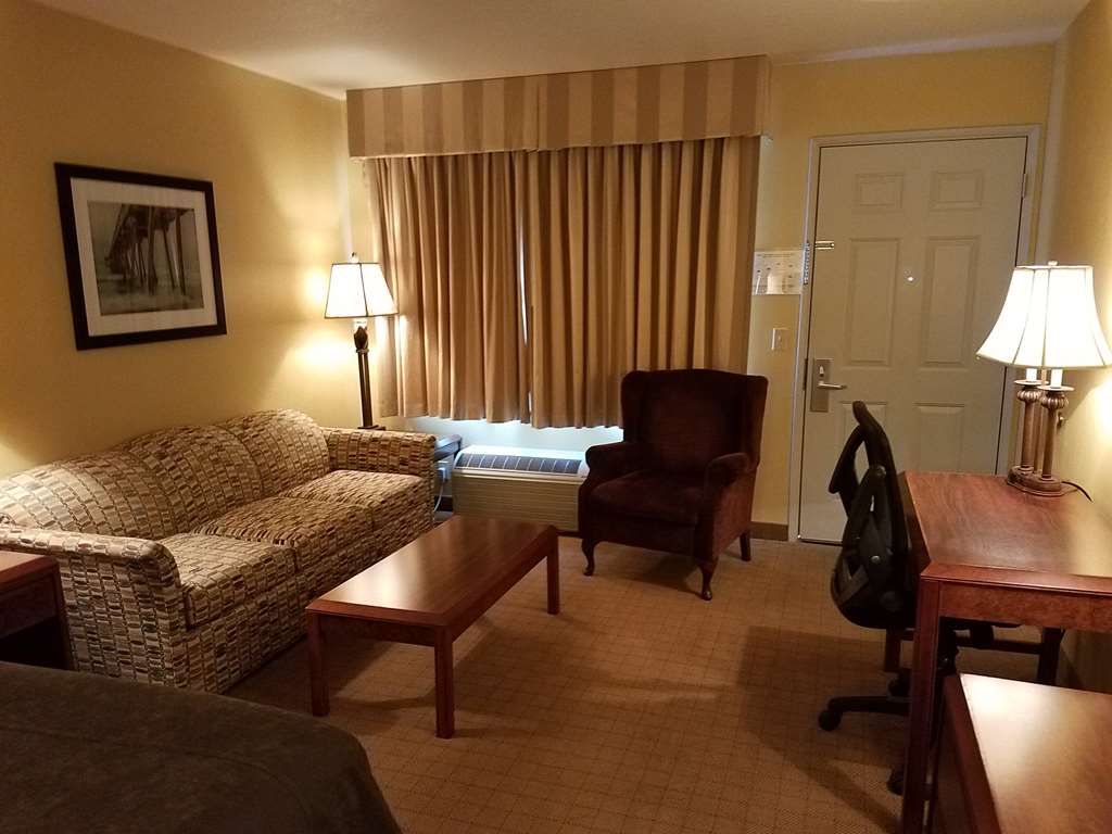 Best Western Salbasgeon Inn & Suites Of Reedsport - photo 21