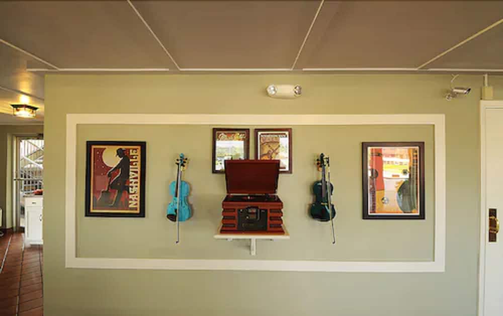 Fiddler's Inn - photo 9